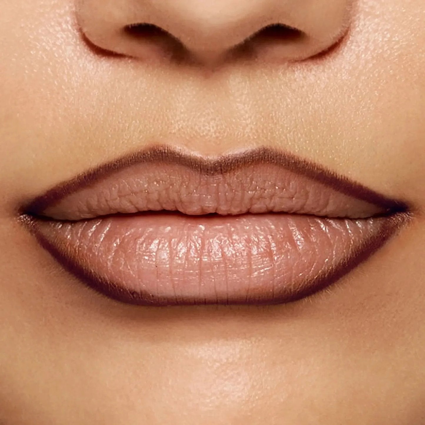 ACHANDISE Glide Lip Liner — Creamy, Blendable Color with Smooth Application